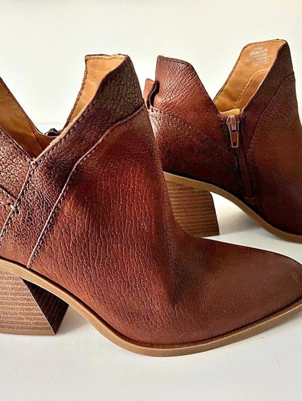 Crown Vintage Leather Ankle Booties Brown US 8.5 Like New